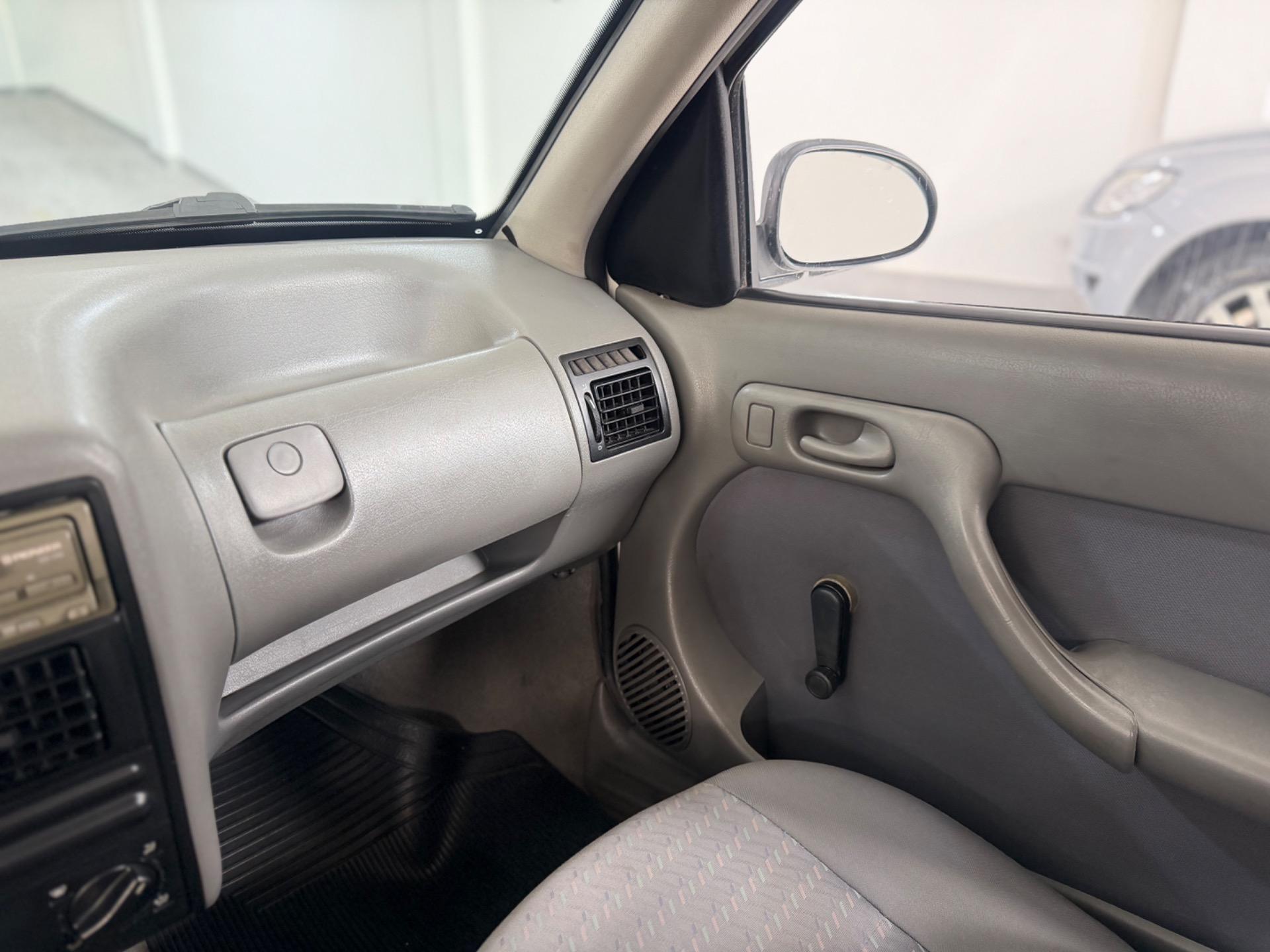 VOLKSWAGEN Gol - Foto