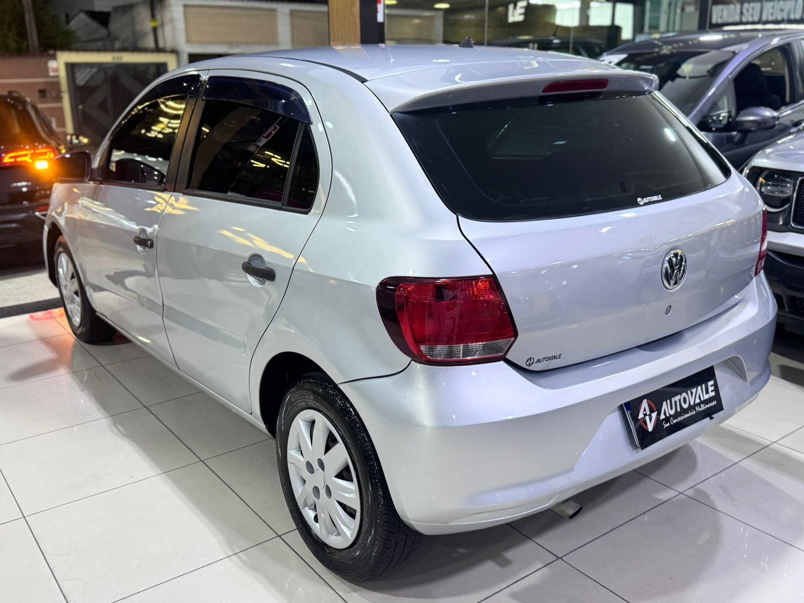 VOLKSWAGEN Gol - Foto