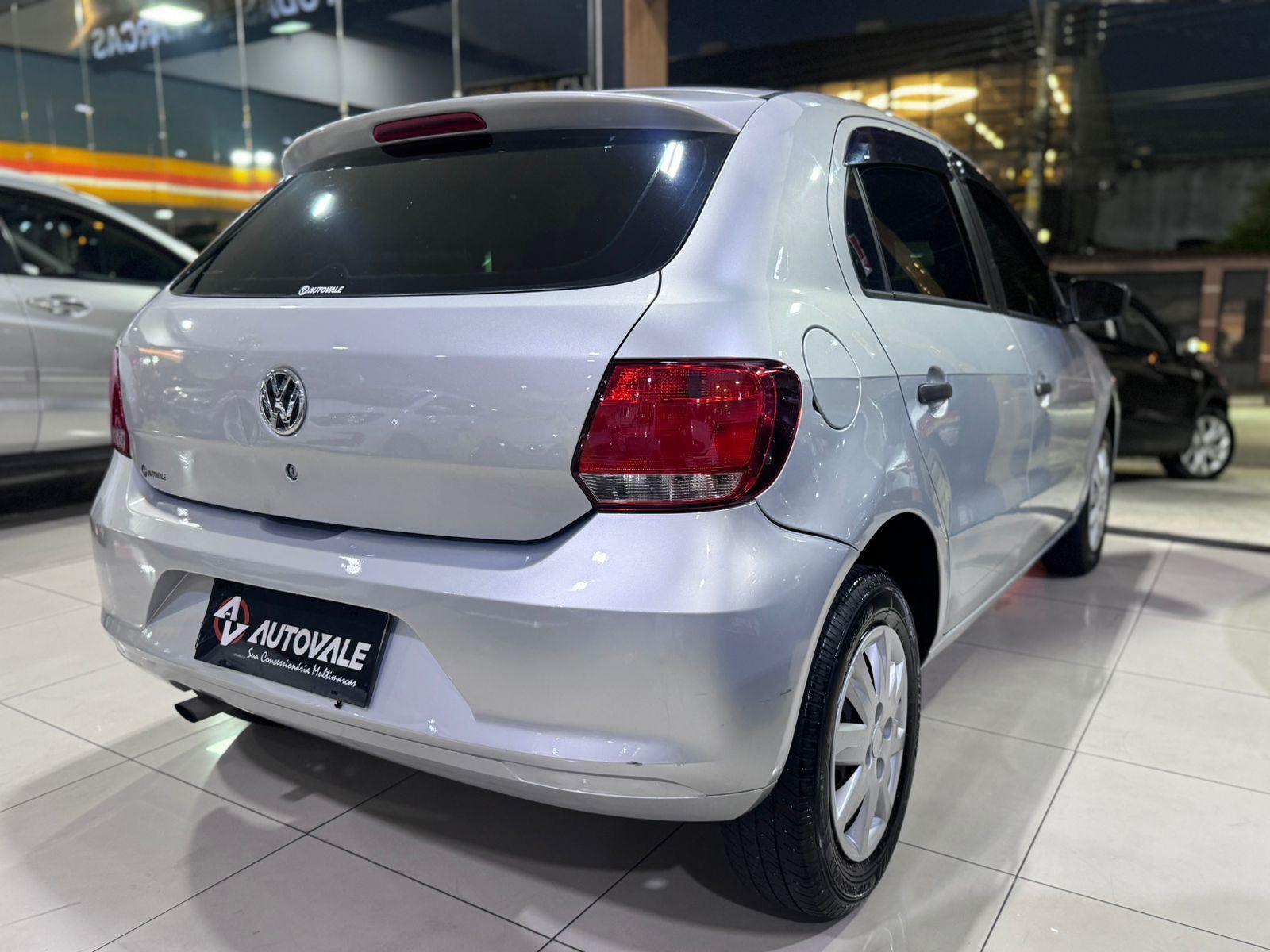 VOLKSWAGEN Gol - Foto