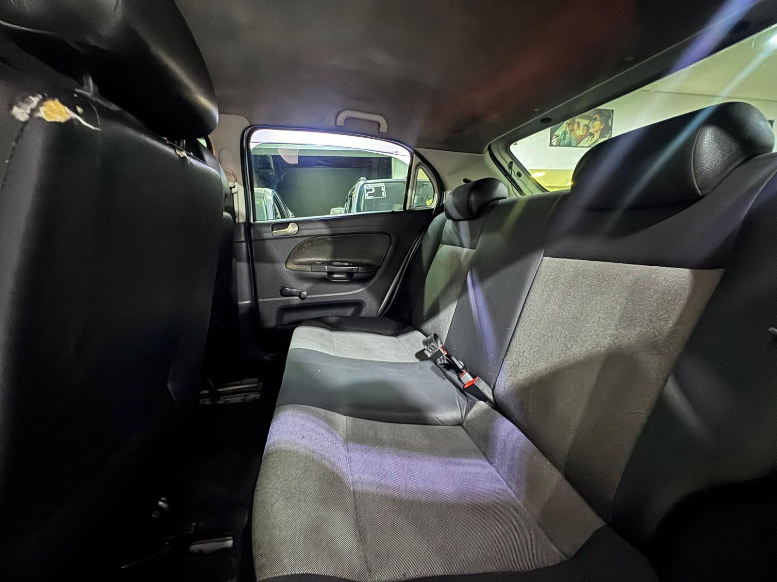 VOLKSWAGEN Gol - Foto