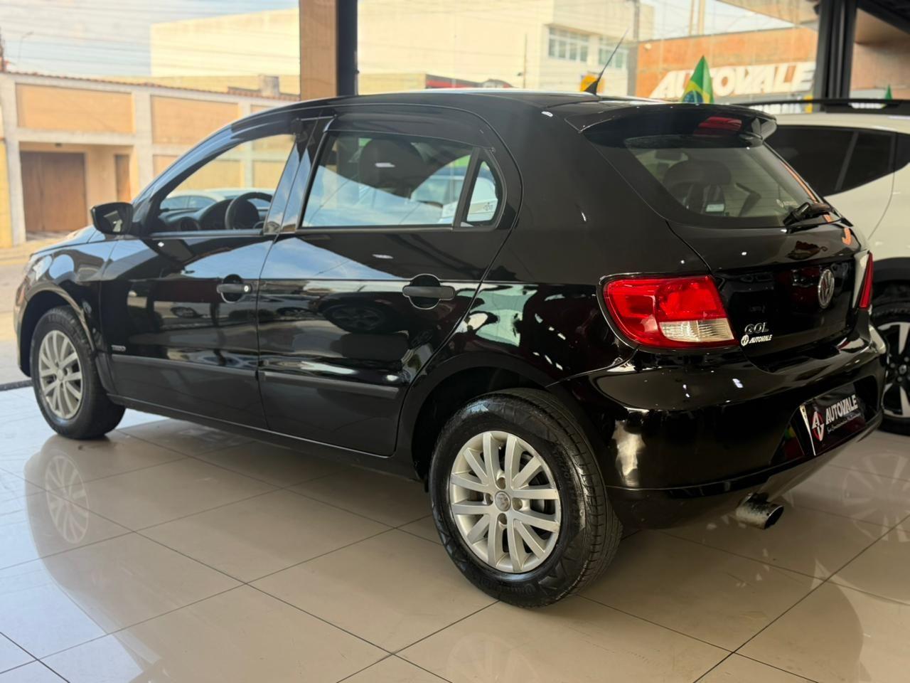 VOLKSWAGEN Gol - Foto