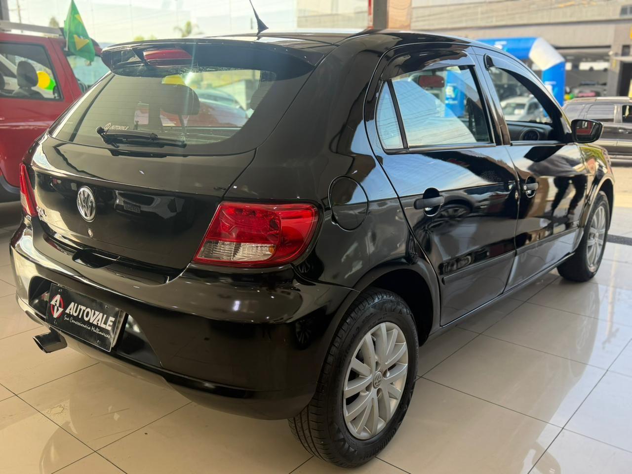 VOLKSWAGEN Gol - Foto