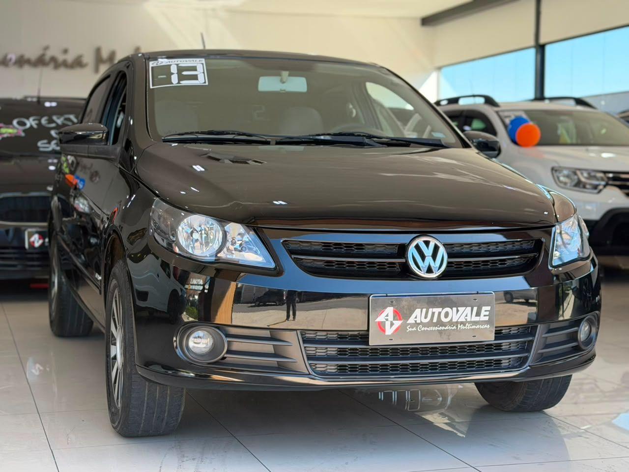 VOLKSWAGEN Gol