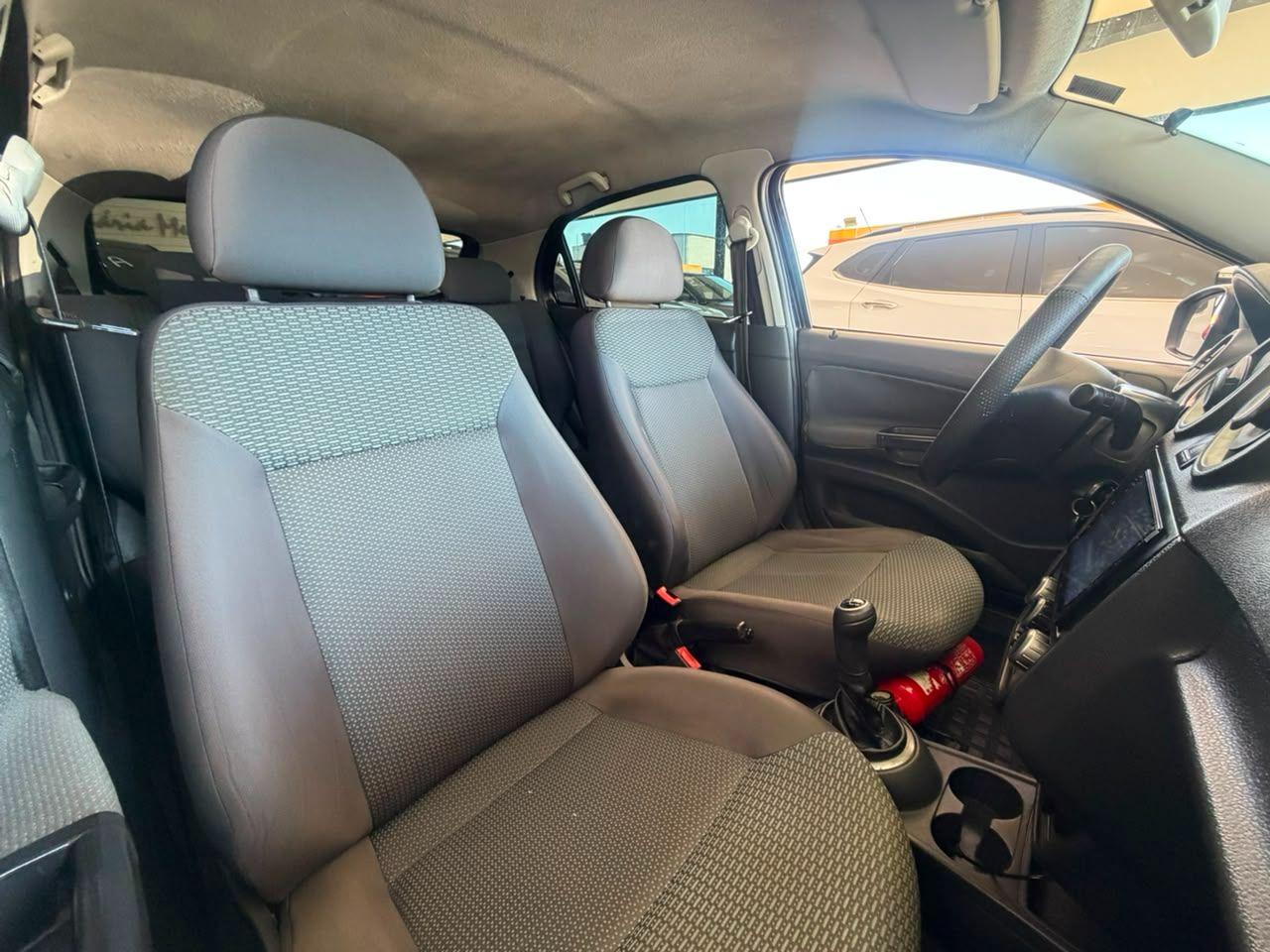 VOLKSWAGEN Gol - Foto