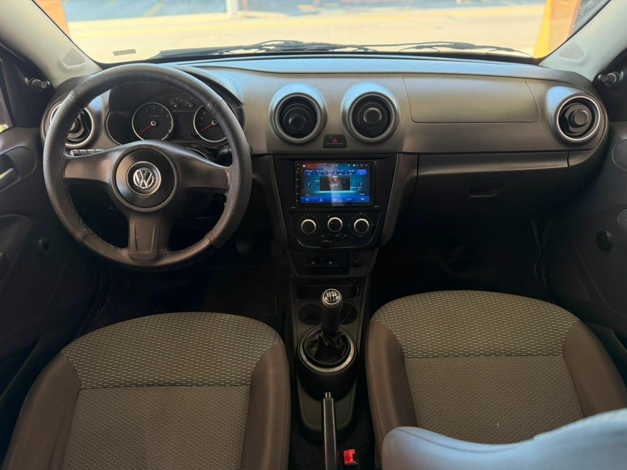 VOLKSWAGEN Gol - Foto