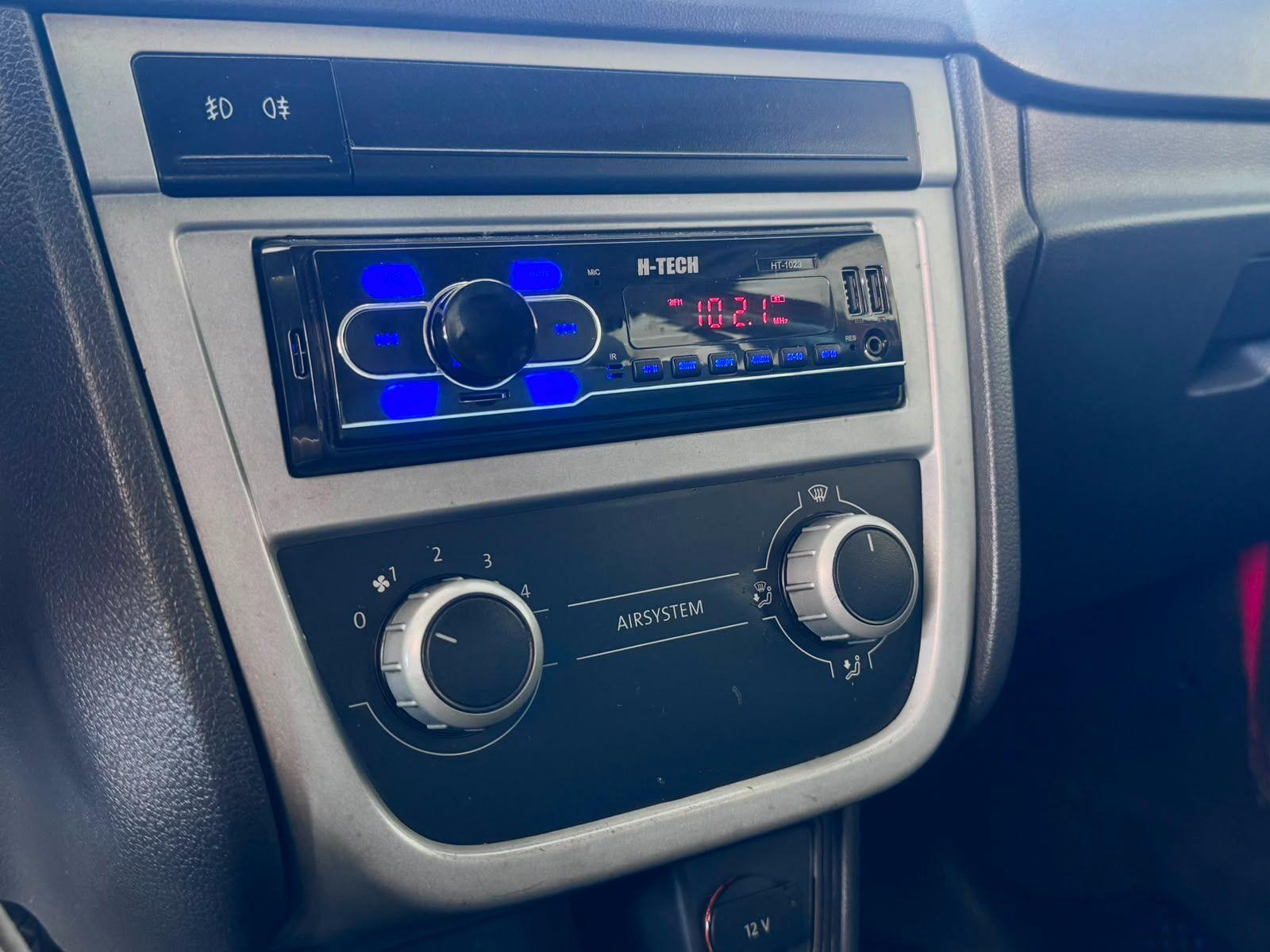 VOLKSWAGEN Gol - Foto