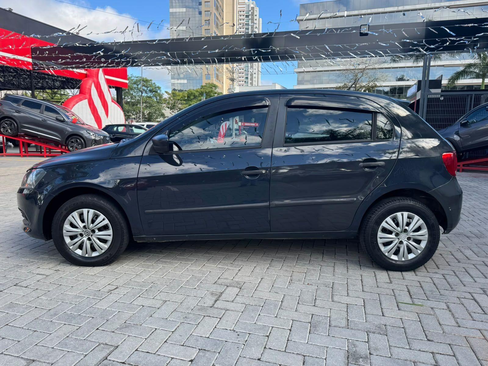 VOLKSWAGEN Gol - Foto