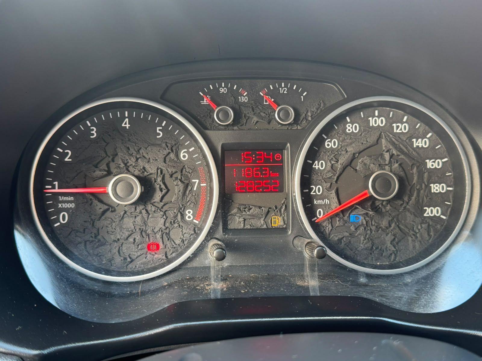 VOLKSWAGEN Gol - Foto