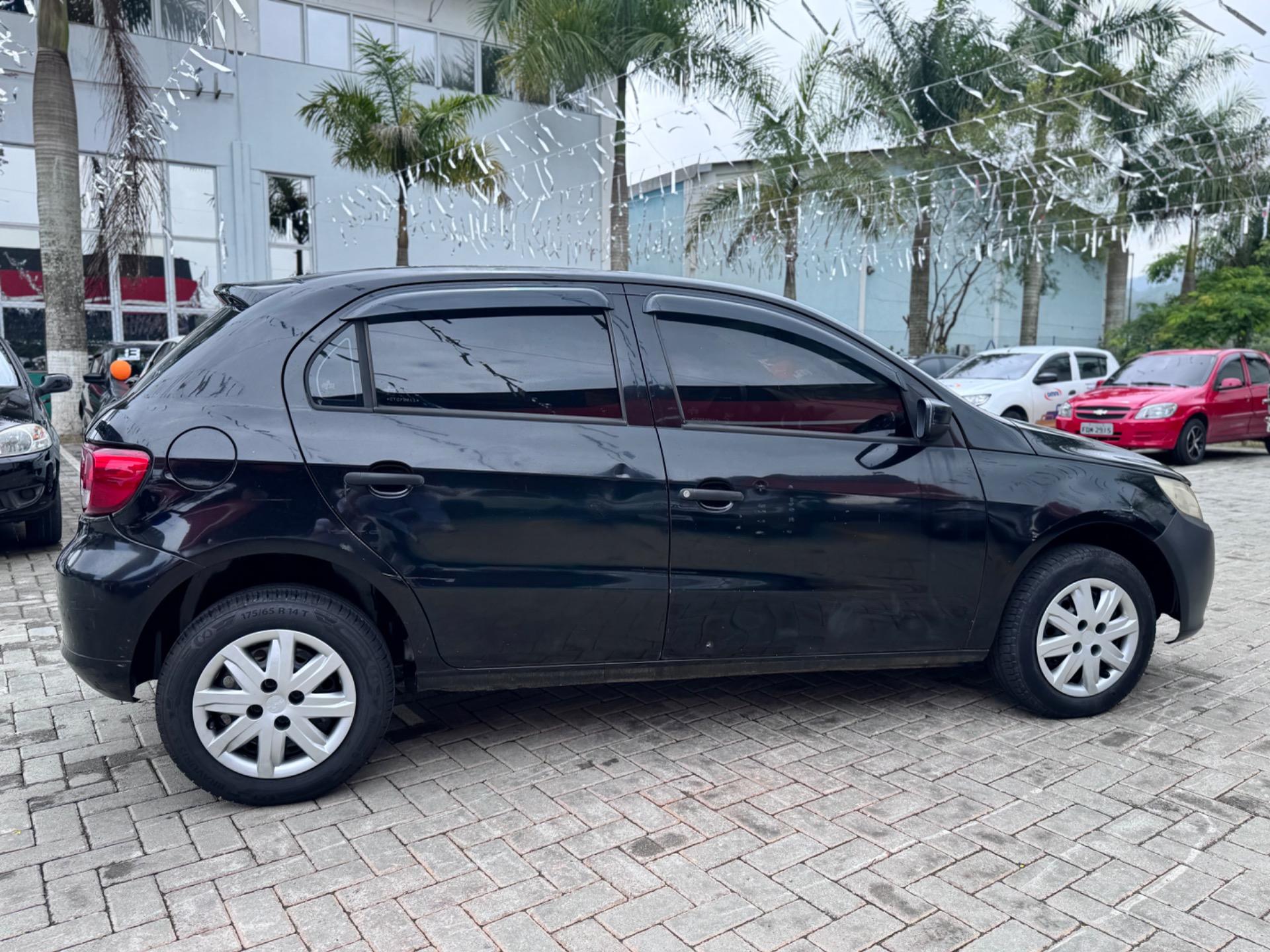 VOLKSWAGEN Gol - Foto