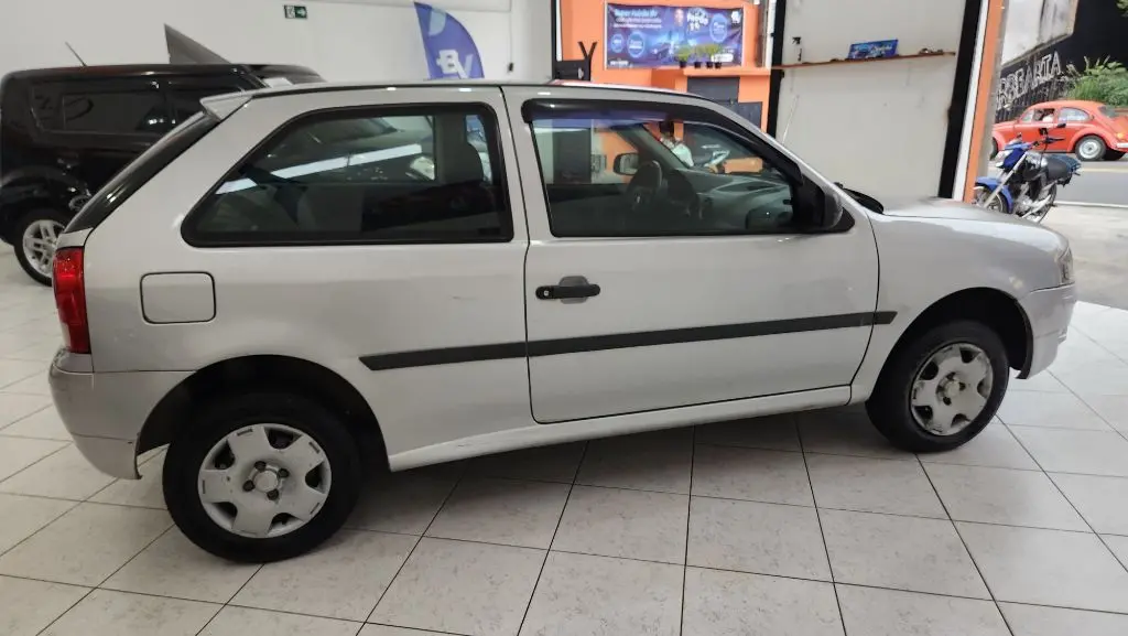 VOLKSWAGEN Gol - Foto
