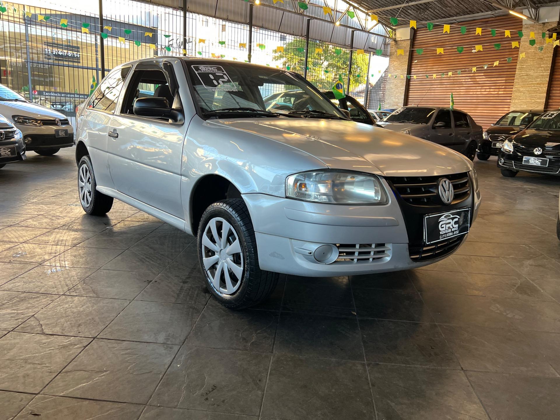 VOLKSWAGEN Gol
