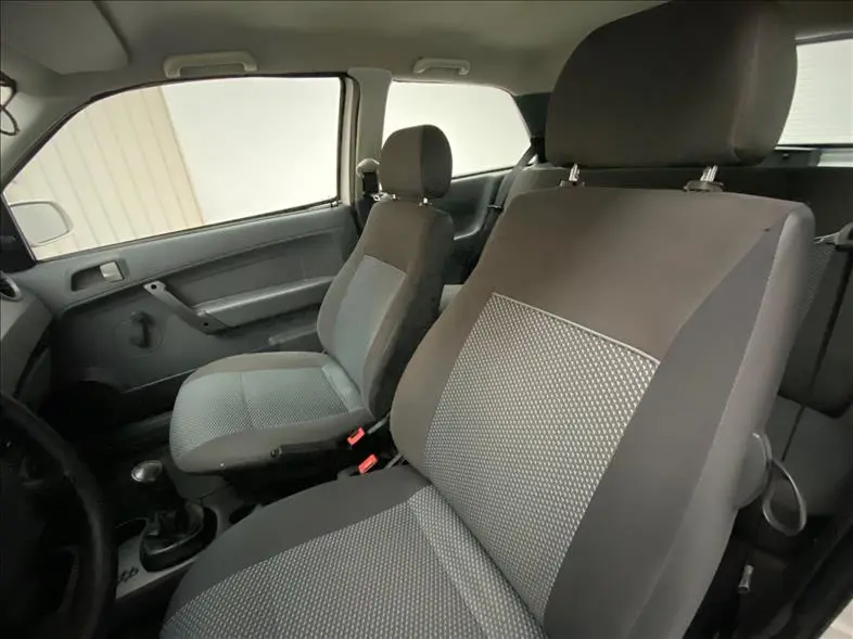 VOLKSWAGEN Gol - Foto
