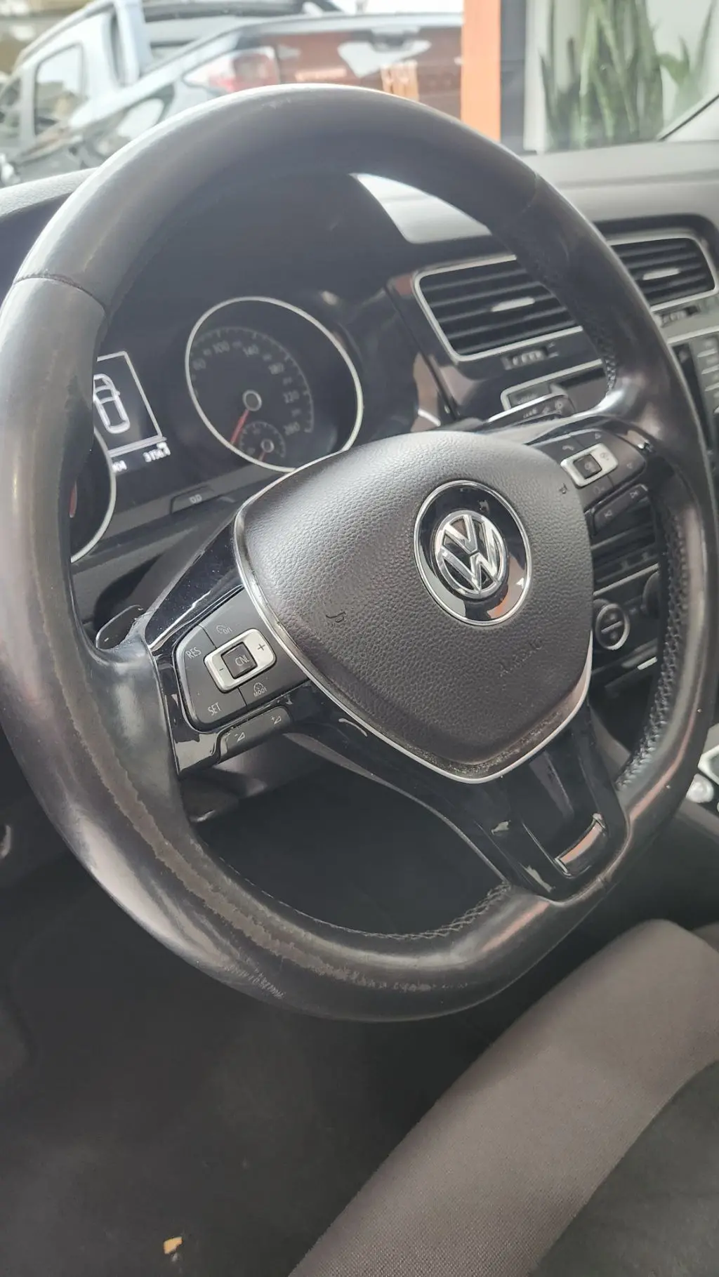 VOLKSWAGEN Gol - Foto