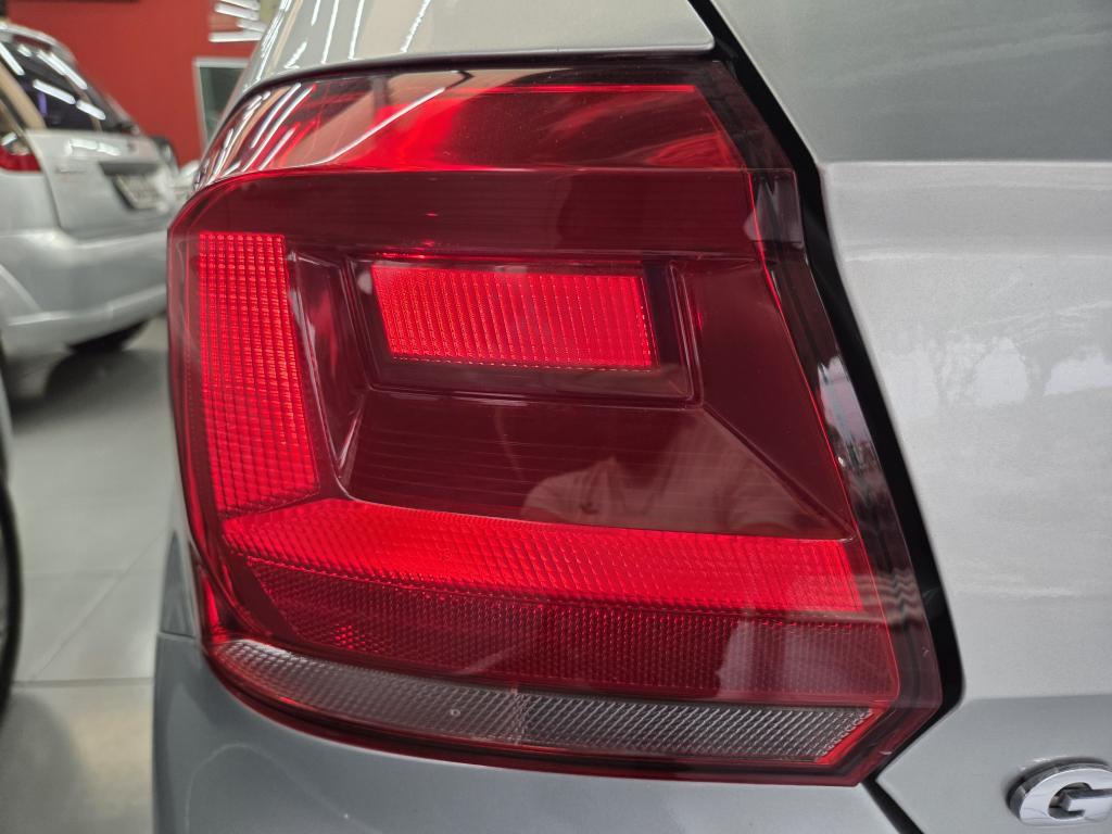 VOLKSWAGEN Gol - Foto