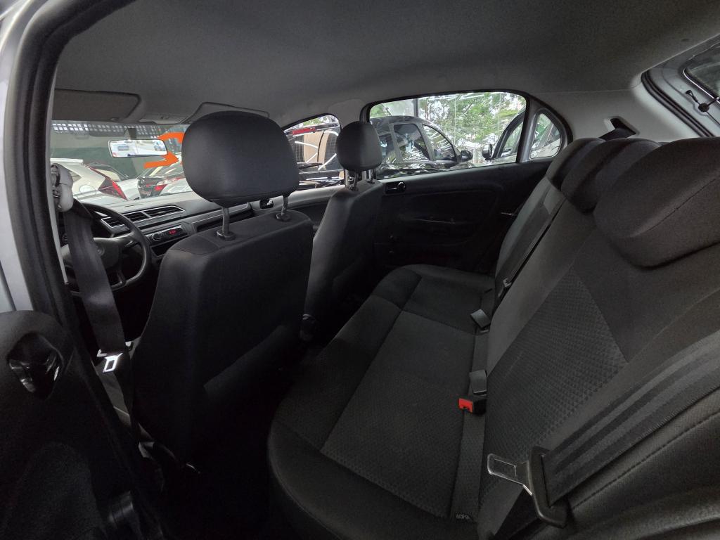 VOLKSWAGEN Gol - Foto