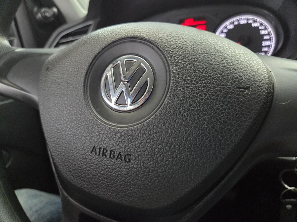 VOLKSWAGEN Gol - Foto