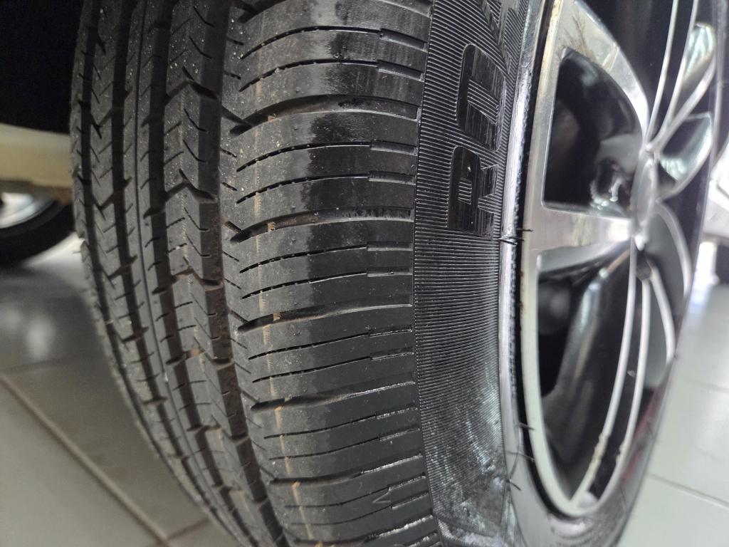 VOLKSWAGEN Gol - Foto