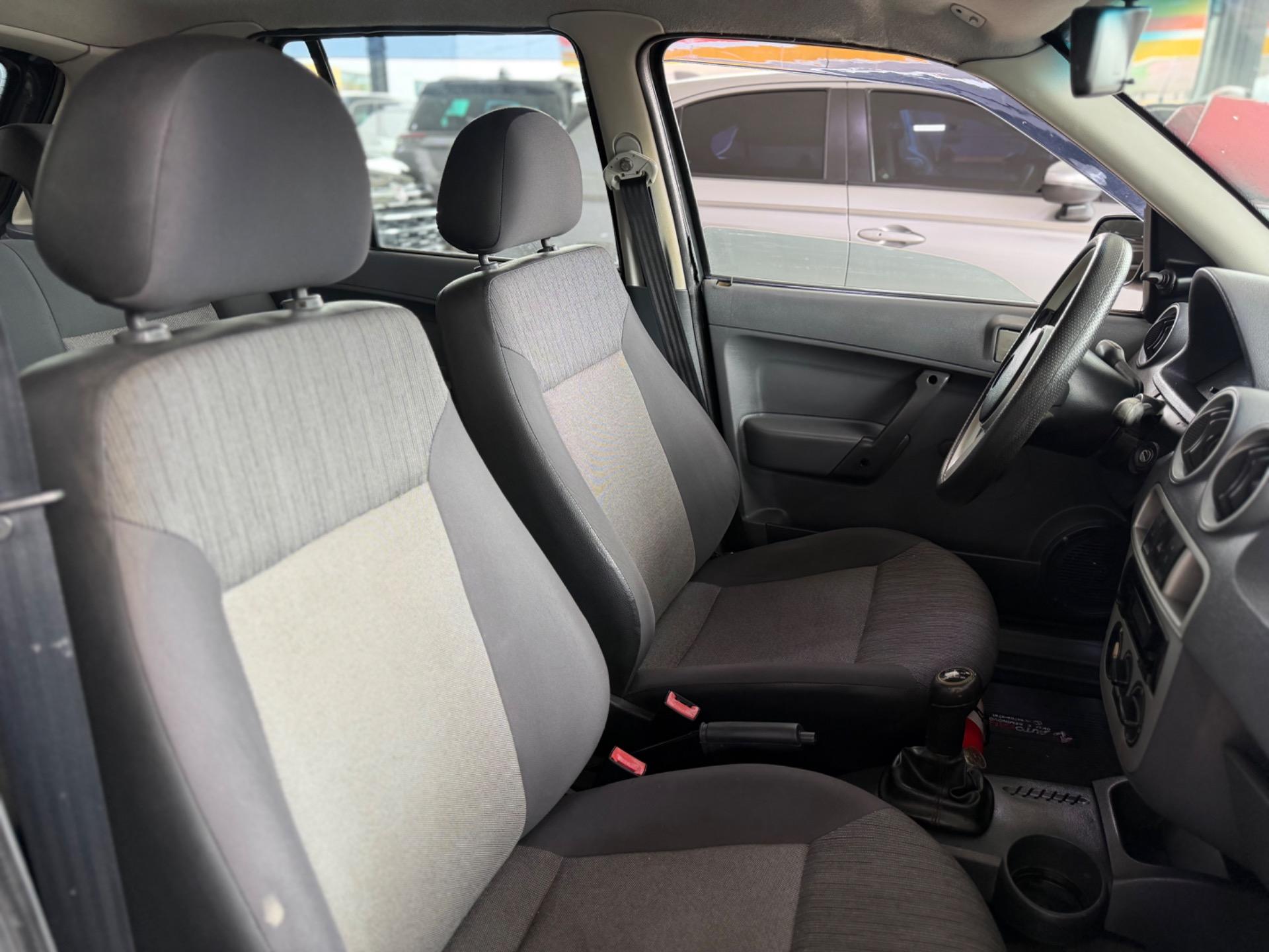 VOLKSWAGEN Gol - Foto
