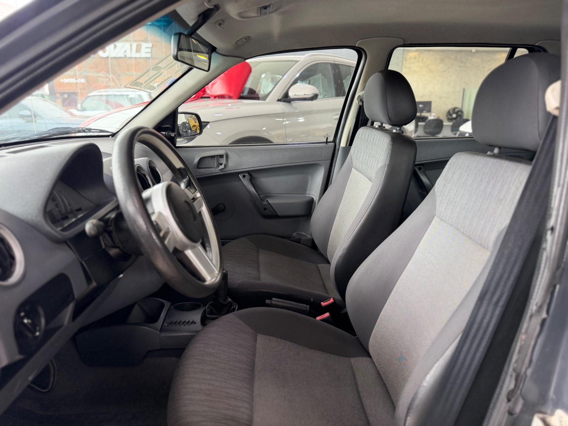 VOLKSWAGEN Gol - Foto