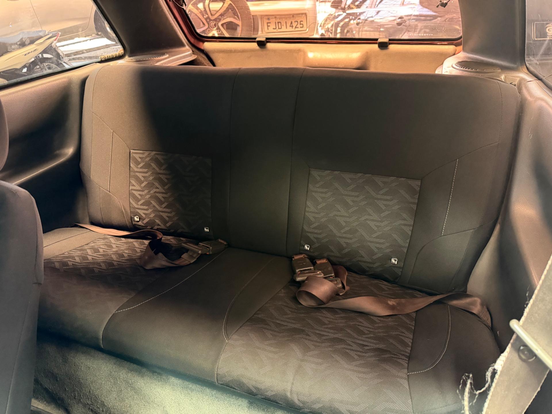 VOLKSWAGEN Gol - Foto