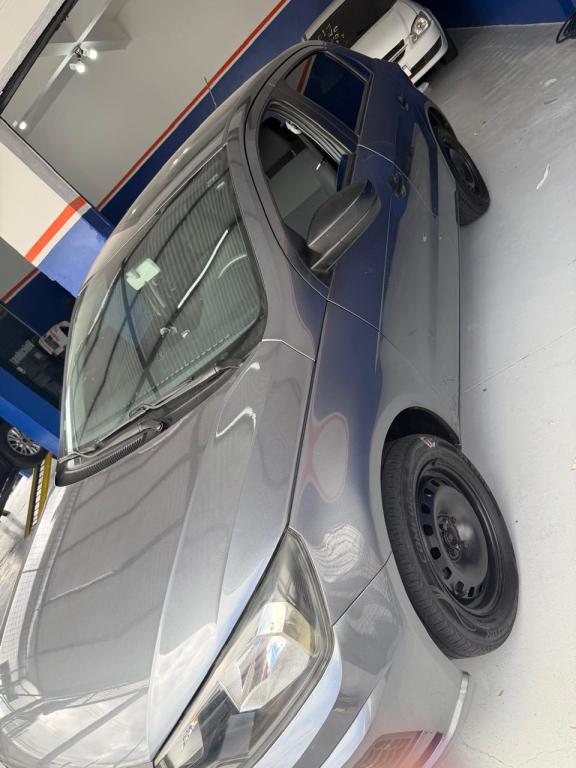 VOLKSWAGEN Gol - Foto