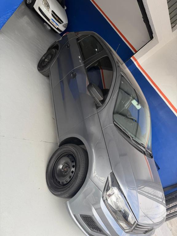 VOLKSWAGEN Gol - Foto