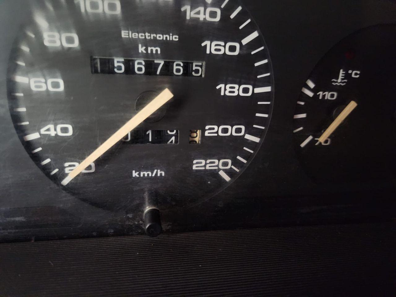 VOLKSWAGEN Gol - Foto