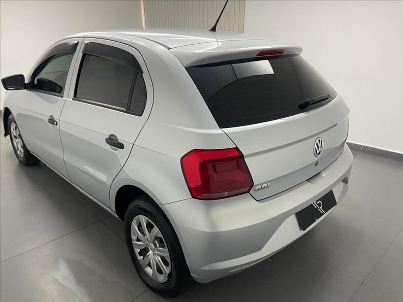 VOLKSWAGEN Gol - Foto