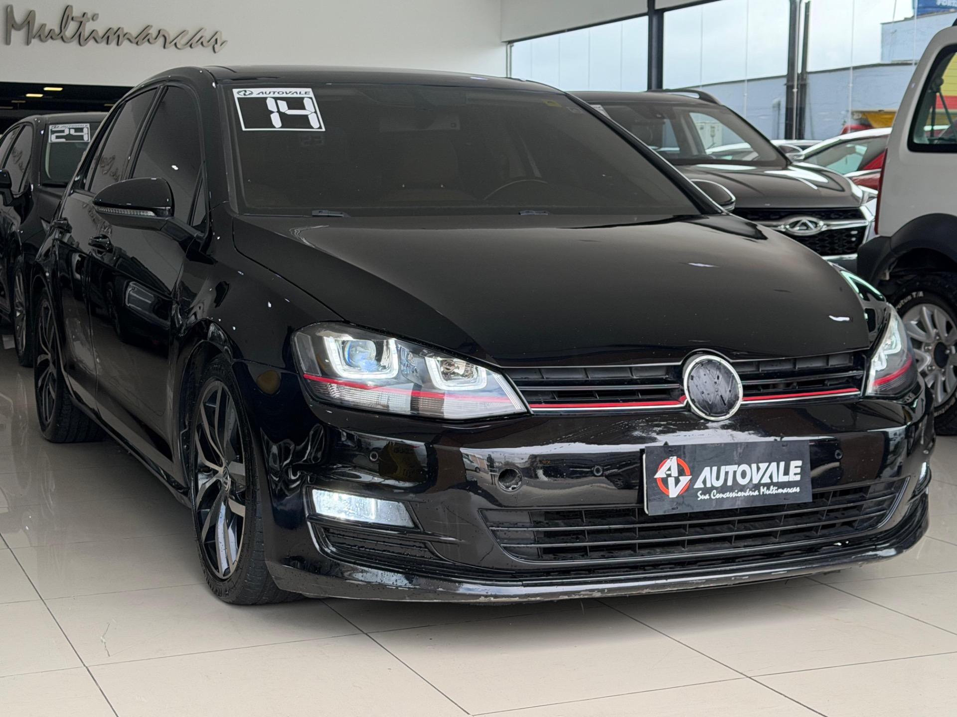 VOLKSWAGEN Golf - Foto