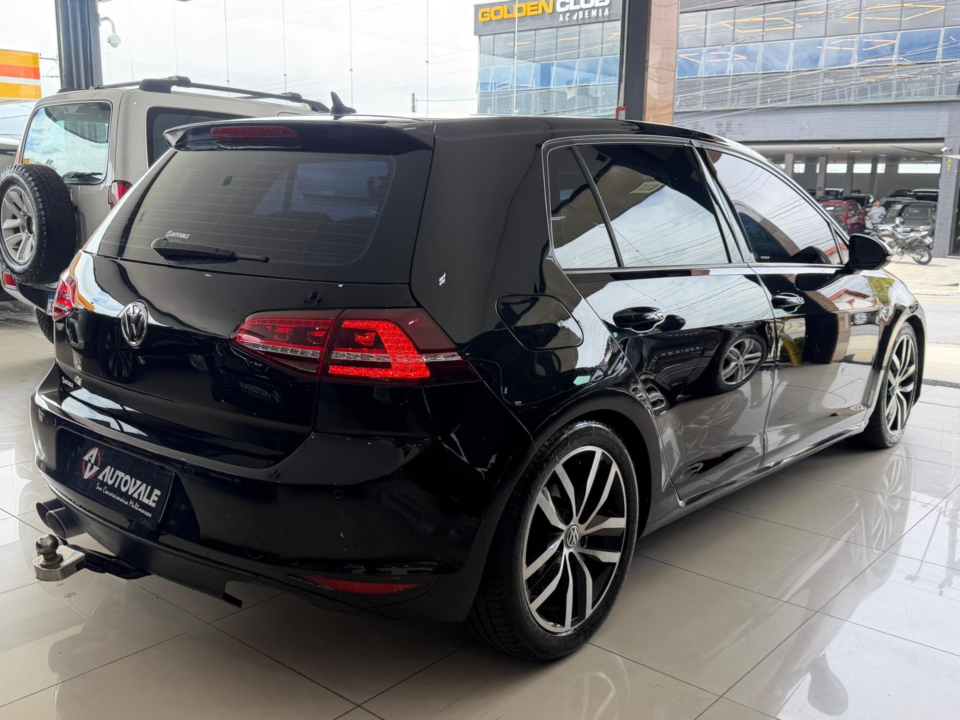 VOLKSWAGEN Golf - Foto