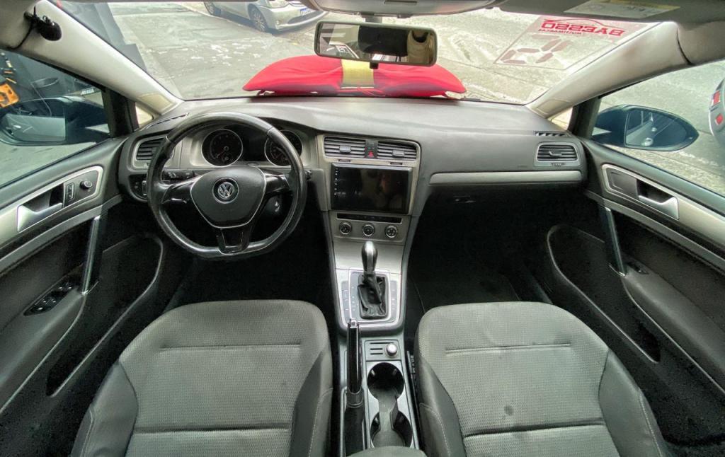 VOLKSWAGEN Golf - Foto