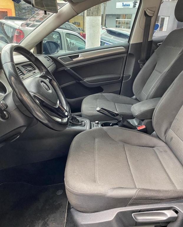 VOLKSWAGEN Golf - Foto