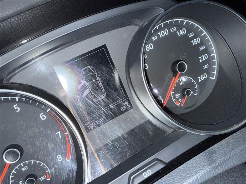 VOLKSWAGEN Golf - Foto
