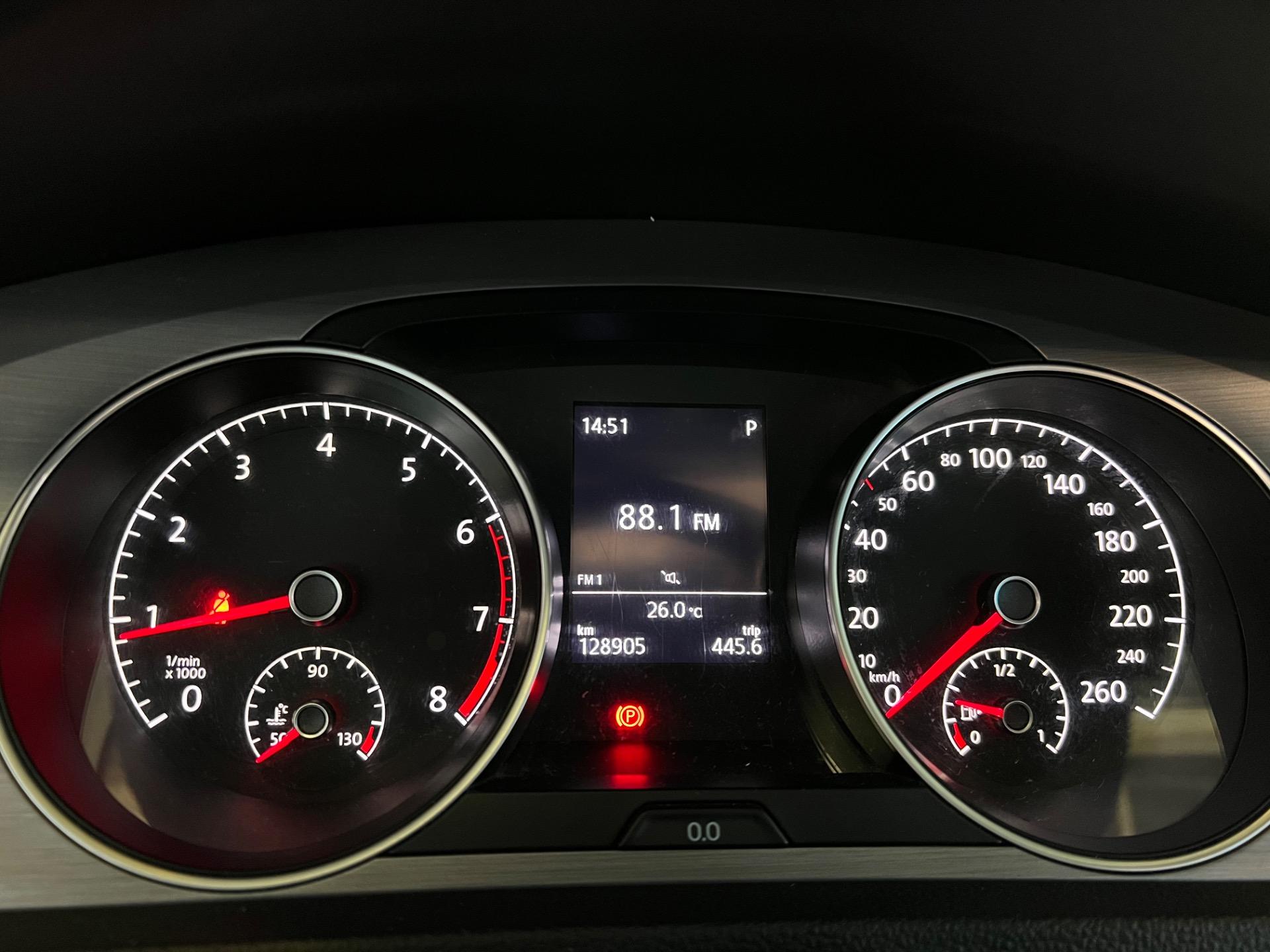 VOLKSWAGEN Golf - Foto