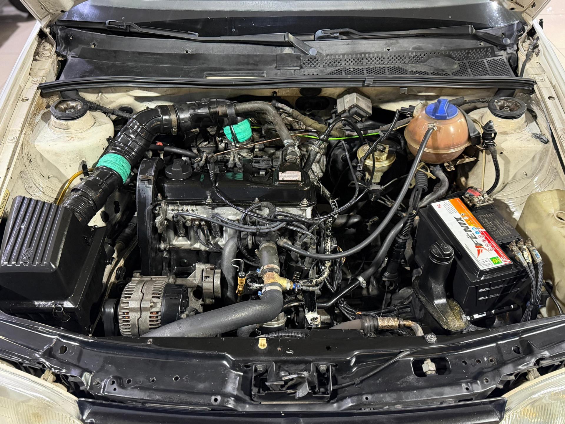 VOLKSWAGEN Golf - Foto