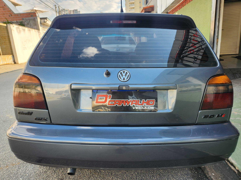 VOLKSWAGEN Golf - Foto