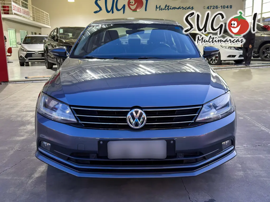 VOLKSWAGEN Jetta - Foto