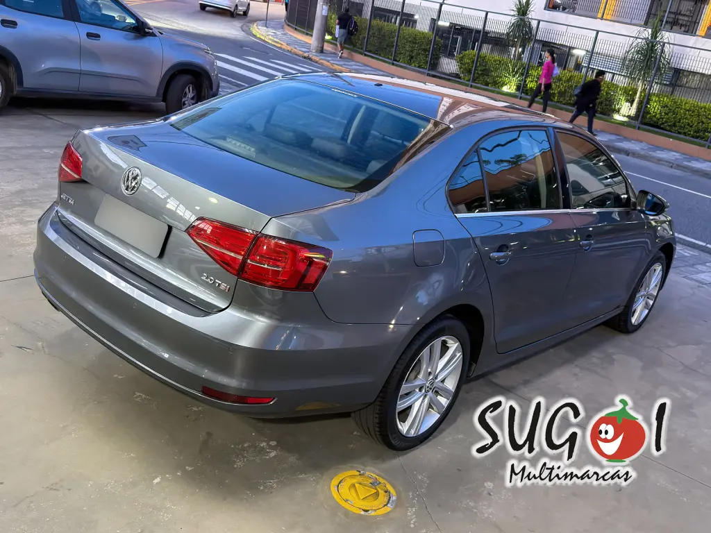 VOLKSWAGEN Jetta - Foto