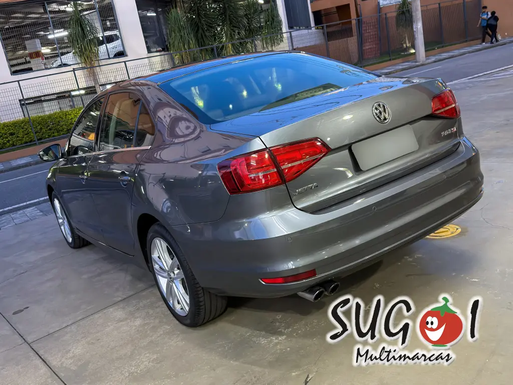 VOLKSWAGEN Jetta - Foto