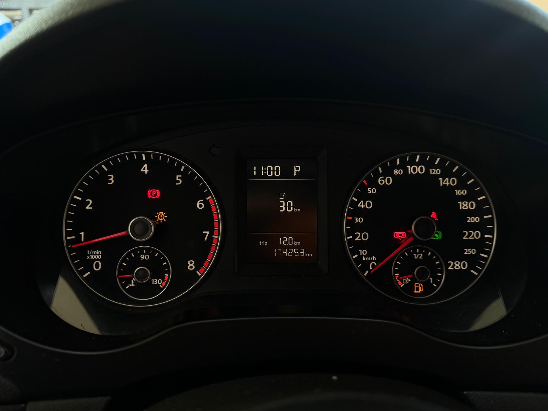 VOLKSWAGEN Jetta - Foto