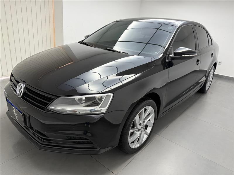 VOLKSWAGEN Jetta - Foto