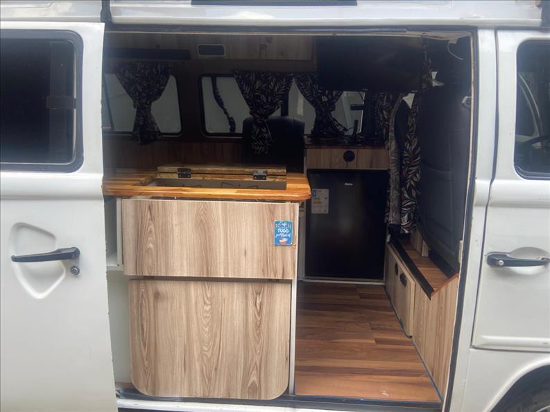 VOLKSWAGEN Kombi - Foto