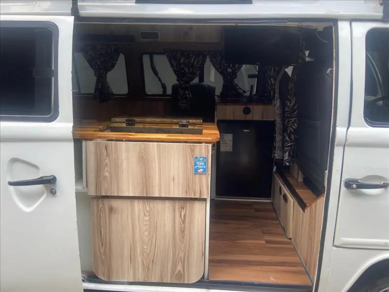 VOLKSWAGEN Kombi - Foto