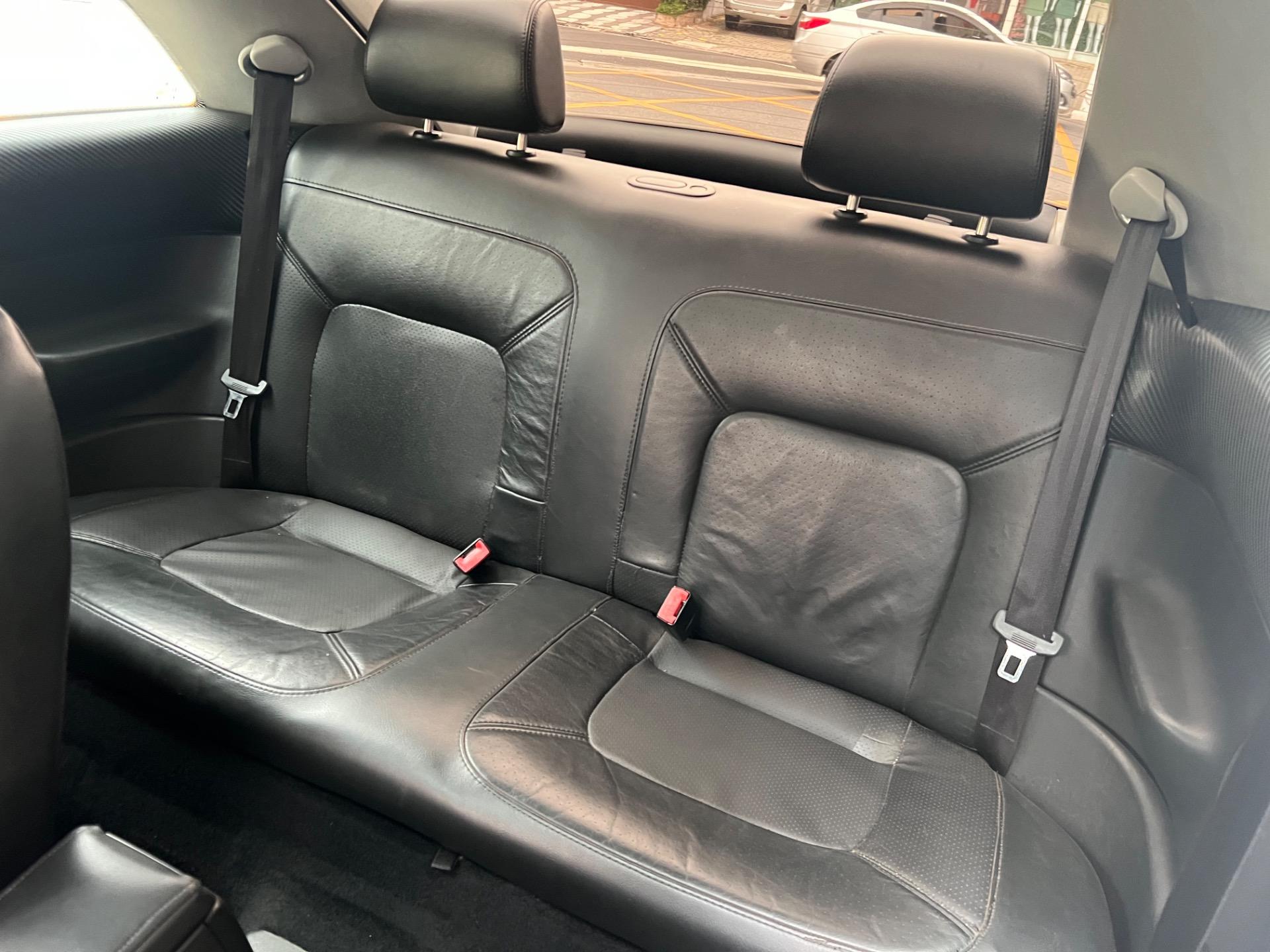 VOLKSWAGEN New Beetle - Foto