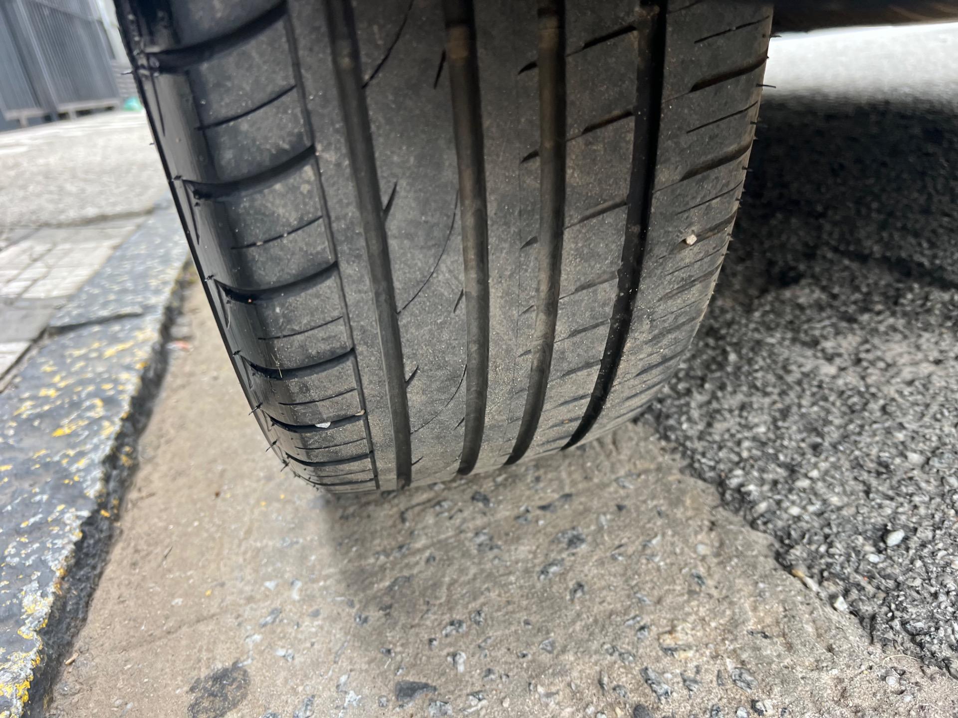 VOLKSWAGEN New Beetle - Foto