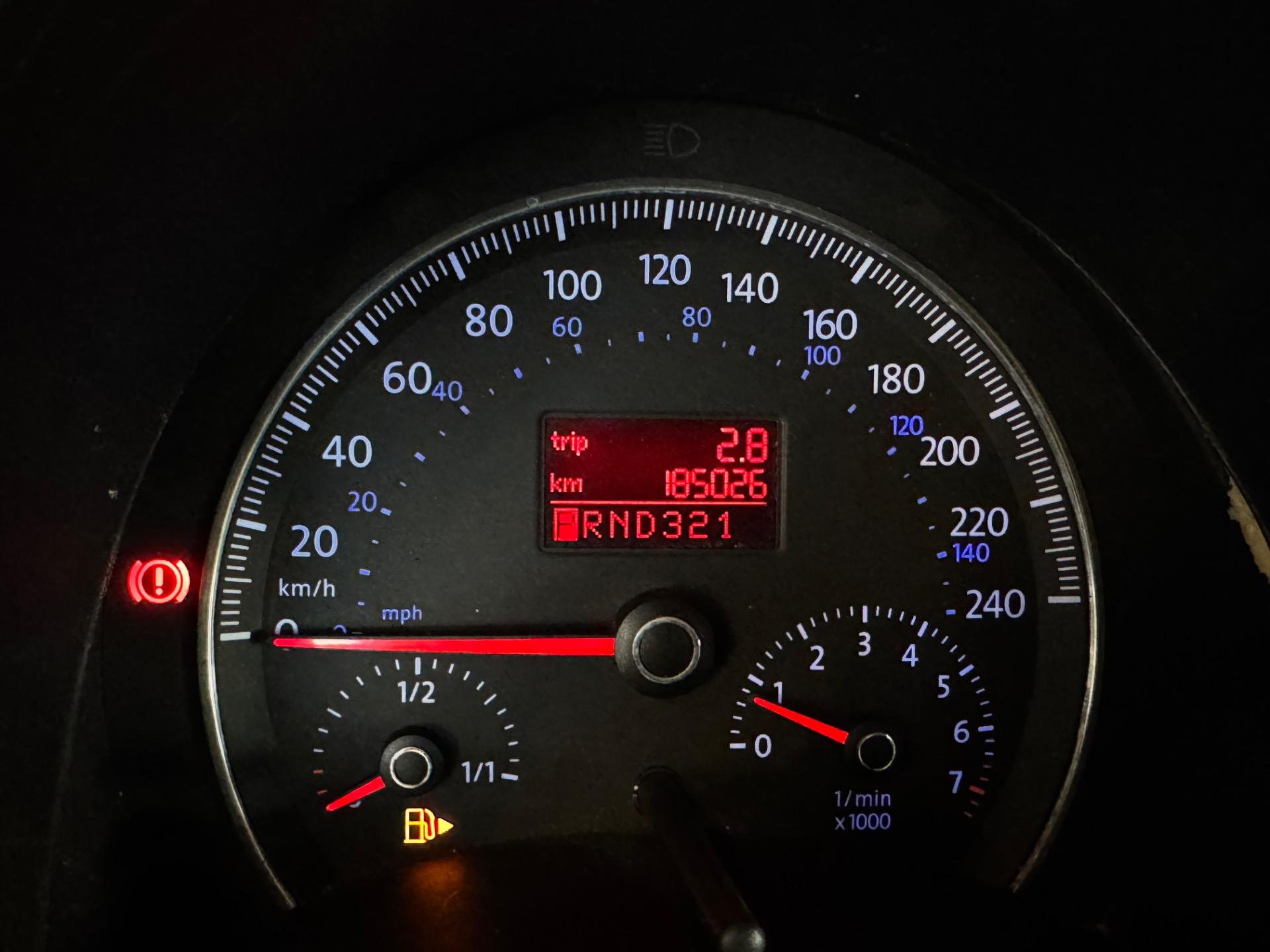 VOLKSWAGEN New Beetle - Foto