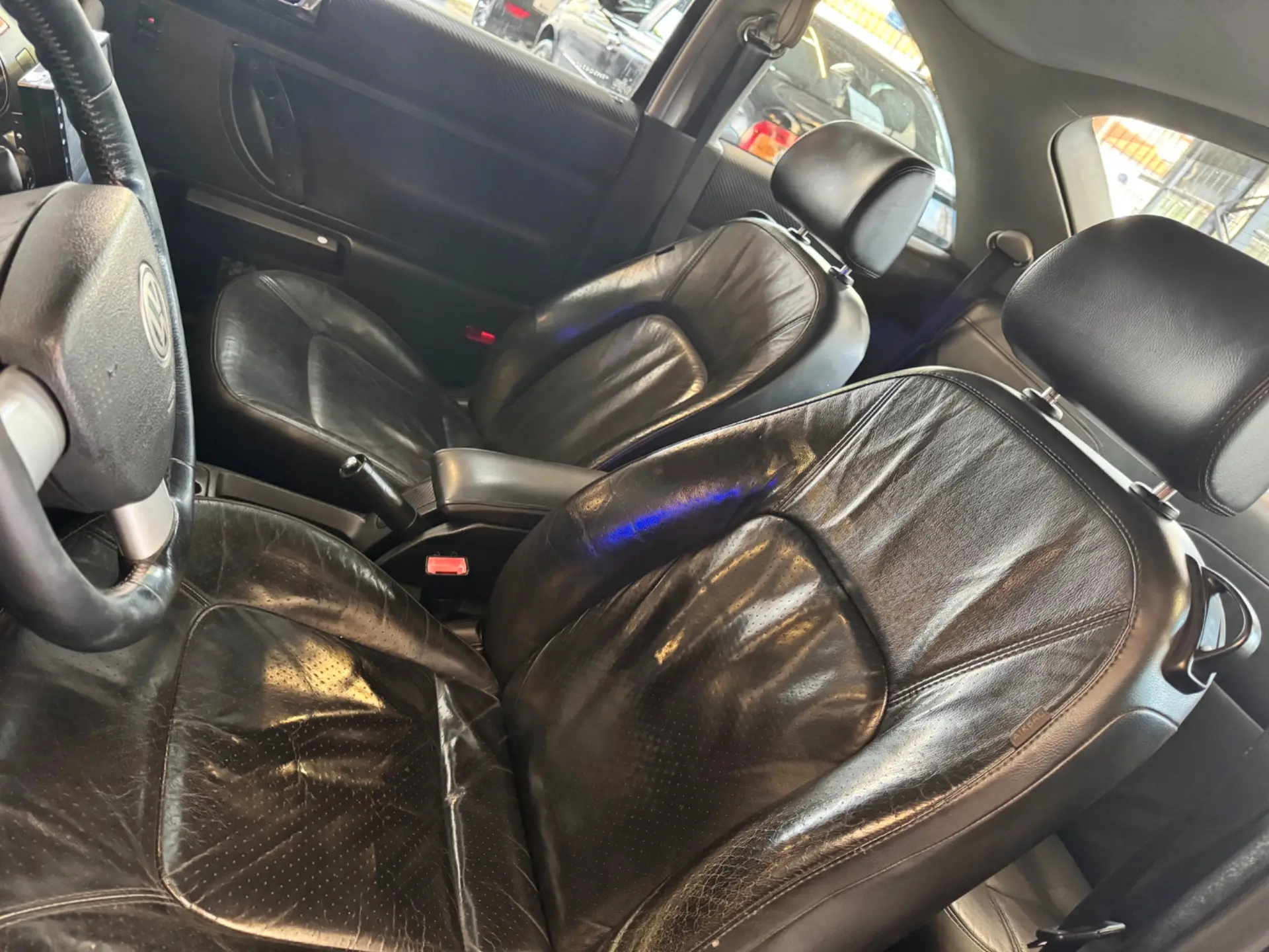 VOLKSWAGEN New Beetle - Foto