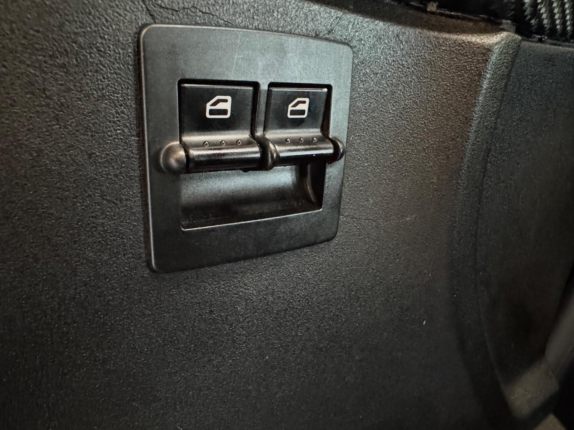 VOLKSWAGEN New Beetle - Foto