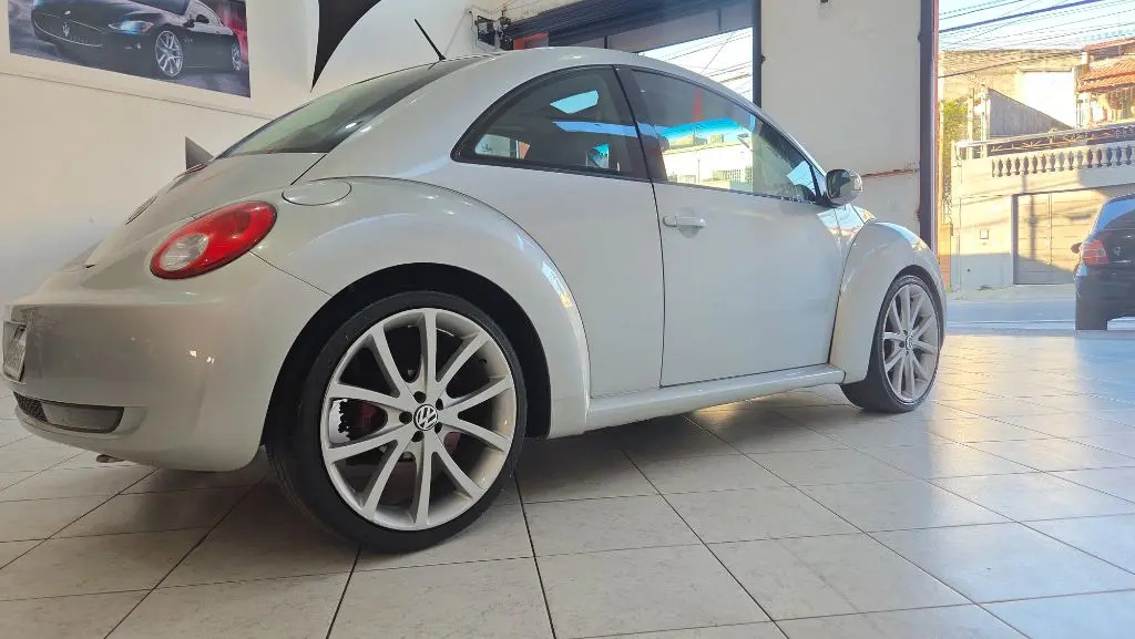 VOLKSWAGEN New Beetle - Foto