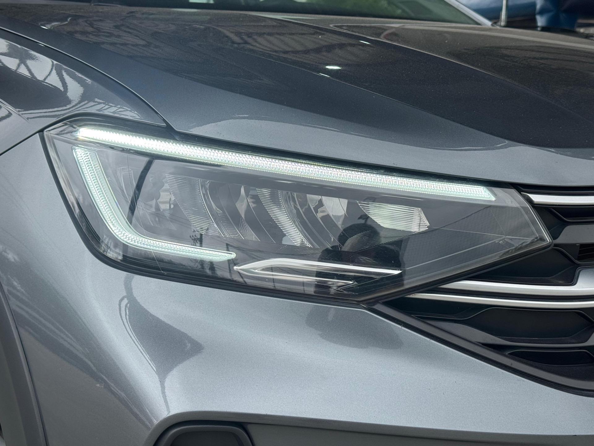 VOLKSWAGEN Nivus - Foto